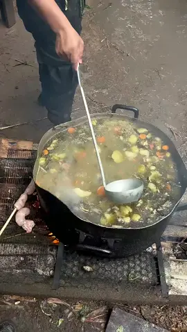 Poucos conhecem está Merenda Reforçada.💀🖤🗡️ #paraquedista #infantaria #exercitobrasileiro🇧🇷 #comados #guerra@Growth Supplements @Breno Freire @Johann Schatz oficial @LEO STRONDA 