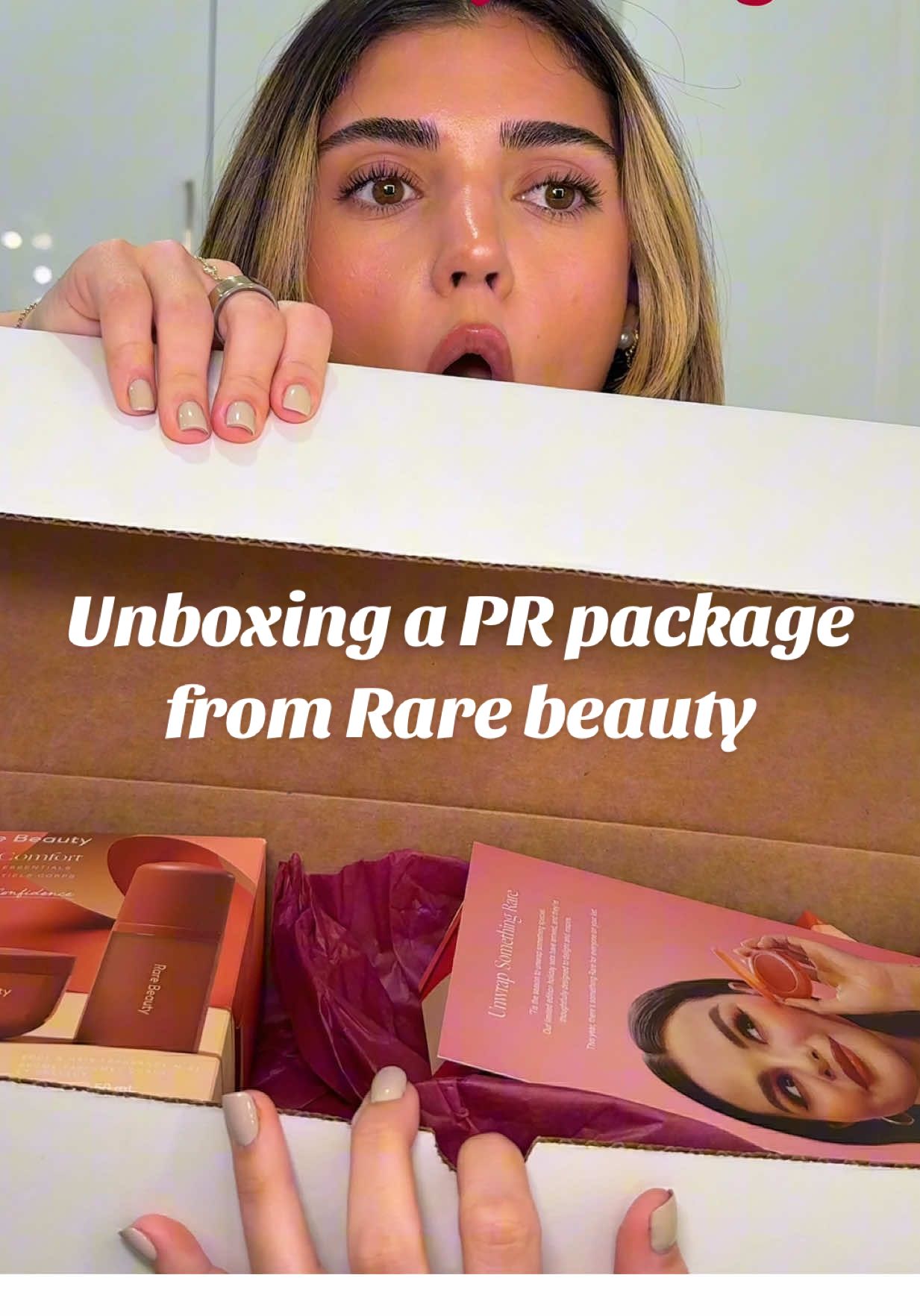 These Rare Beauty holiday gift sets are gonna EATTT this Christmas 🤌🤭 thank you so much @Rare Beauty ilyy🤍  #rarebeauty #holidaygifts #giftidea #makeup #prpackage 