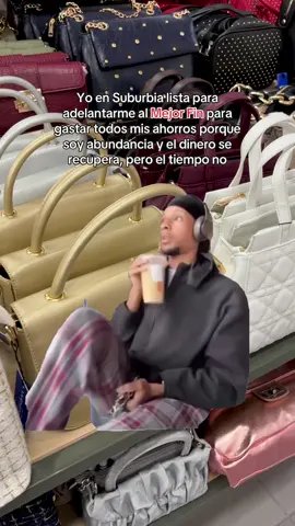 Porque amamos gastar y porque somos abundancia. 💸 adelántate y estrena con la preventa del 7 al 12 de noviembre. Hasta 30% de descuento + hasta 9 MSI 