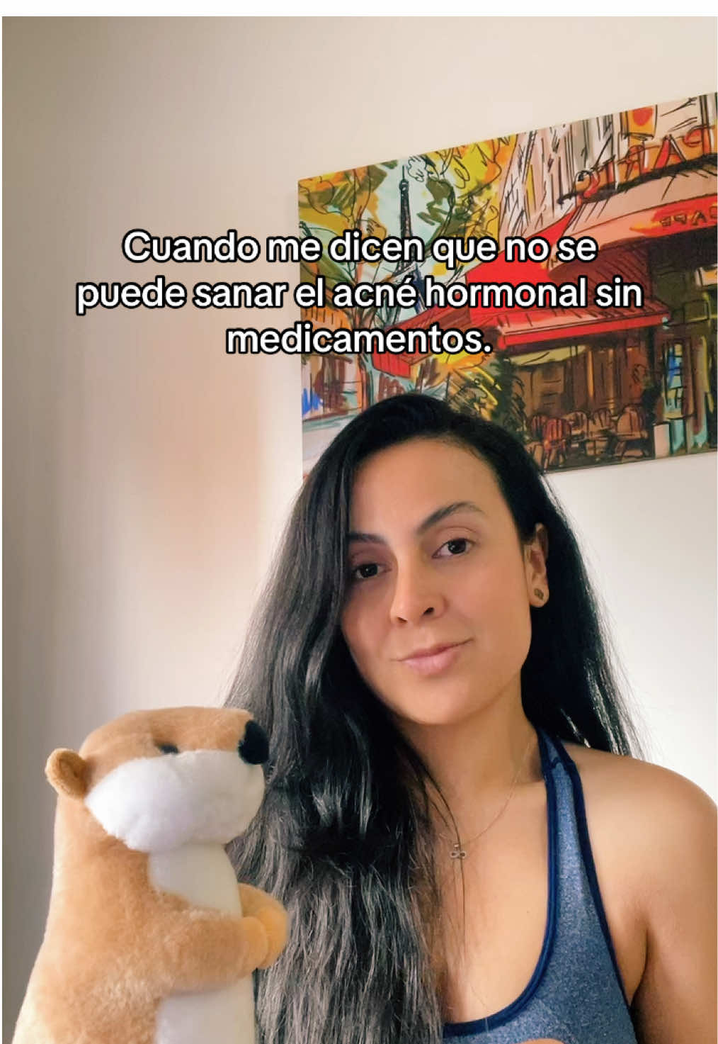 El acné hormonal no aparece por casualidad, y tampoco se va solo con una buena crema, se manifiesta cuando tus hormonas están intentando decirte que algo está en desequilibrio y casi siempre ese desequilibrio nace en tus hábitos diarios. 👉🏻Tu piel refleja lo que pasa dentro: Cuando comes con ansiedad o en horarios desordenados, alteras tu insulina y tus andrógenos se disparan. Cuando vives con estrés constante, el cortisol sube… y la piel lo muestra. Cuando duermes poco o mal, tus hormonas dejan de regenerarse y tu cuerpo no tiene cómo desinflamar. 🫰🏻Lo poderoso es que todo eso se puede revertir, tu piel puede volver a brillar, tus poros a respirar y tus hormonas a encontrar su ritmo natural… cuando cambias la forma en que te alimentas, gestionas el estrés y duermes. Y no, no necesitas hacerlo sola. Yo te acompaño a identificar qué está pidiendo tu cuerpo y cómo sanar desde la raíz con un trabajo integral nutricional, emocional y hormonalmente. 💌 Escríbeme “ACNÉ” y agenda tu consulta conmigo para comenzar tu proceso de sanación integral. Tu piel es solo el reflejo… de una versión de ti que está lista para renacer 🌸 . #acne #acnehormonal #acnetreatment #acnee #saludhormonal 