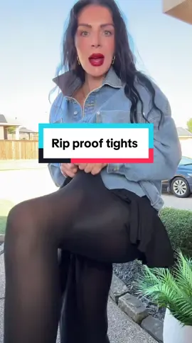 Rip proof, snug proof, tights that smooth your cellulite and keep your legs looking amazing all year round. #Tights #Stockings #Pantyhose #OOTD #FashionInSpo 