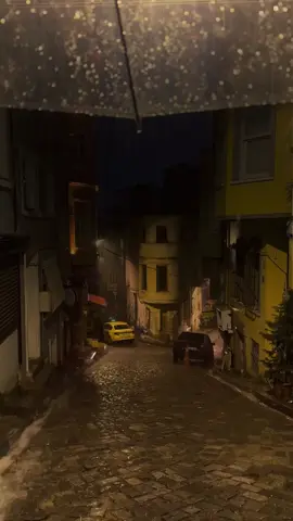 اللّهُمّاسْقِنَا غَيْثًا مُغِيْثًا مَرِيْئًا مَرِيْعًا, نَافِعًا غَيْرَضَارّ, عَاجِلاً غَيْرَآجِلٍ#اللهم_صل_وسلم_على_نبينا_محمد 🤲🏻🤍🌱