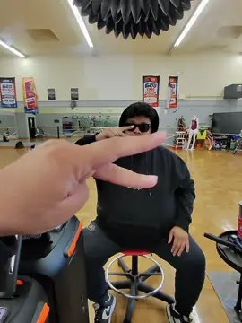 POV: Yo check this out 🌊 #dancersoftiktok #dancechallenge #waving #Wigglyman 