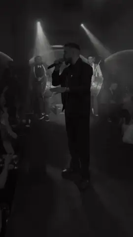 بالناقص بلا حُب..🖤#مهند_زعيتر #explore #viral #mohanadzaiter #fyp 