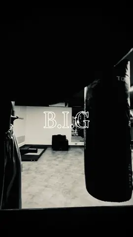 BOSS.IN.GROWTH [1] Sirens outside, silence within. #FYPシ 