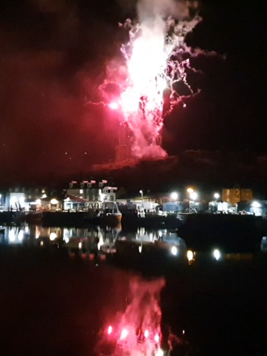 Tarbert, Kintyre Fireworks 2025 #fireworks #tarbert #kintyre #argyle #Scotland