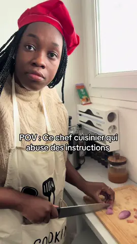 Comme c’est une vidéo en audio descriptif 🤣🤣 #pourtoi #fyp #humour #devinelapersonne 