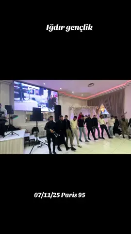 Semra & engin muhteşem füğünü Paris 95