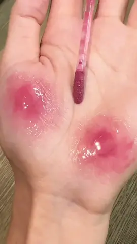 ลิปกลอส สิปปากฉ่ำ #tiktokบิวตี้ #ลิปกลอส #ลิปสติก #เมคอัพ #ผู้หญิง 