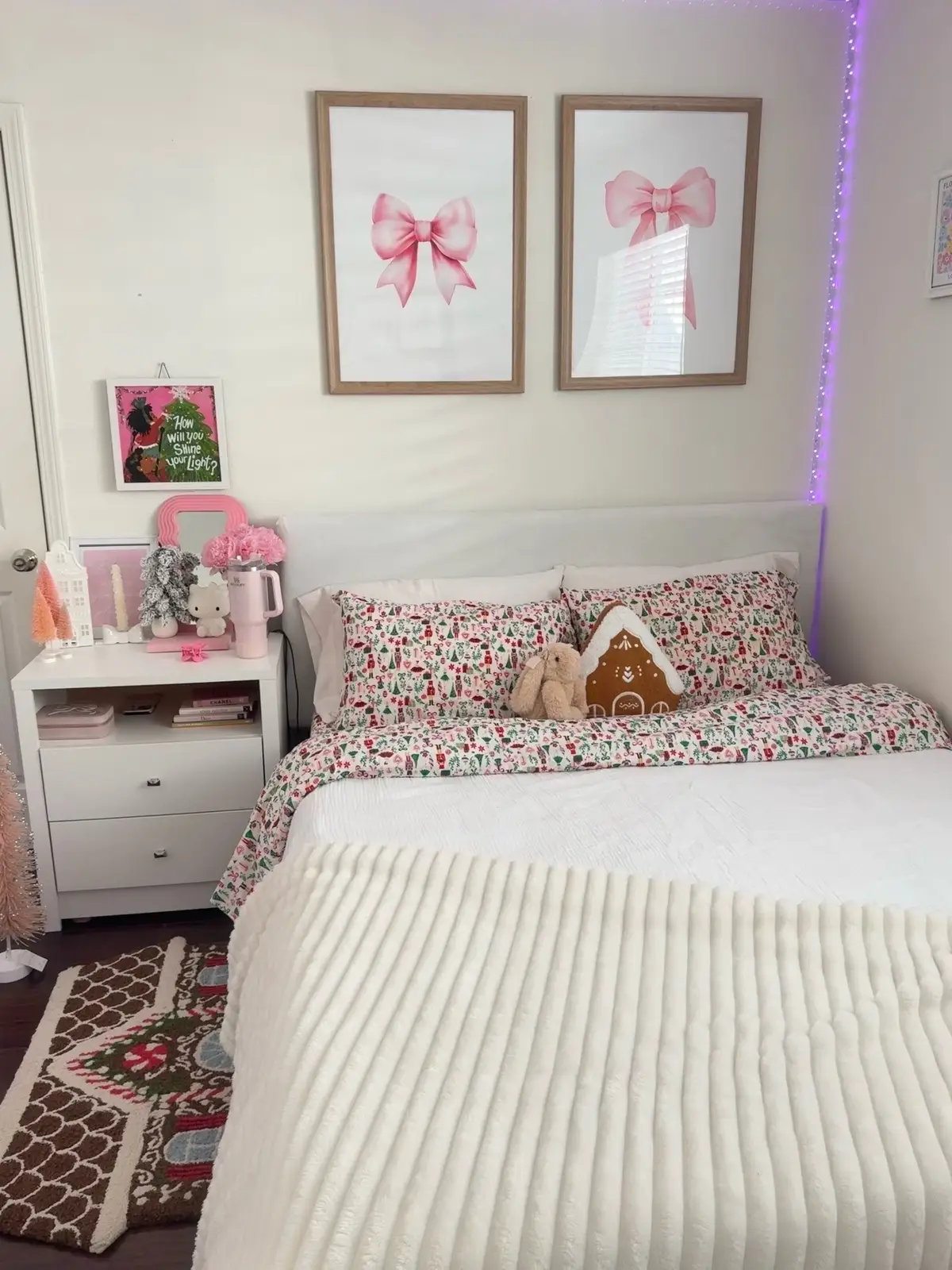 #pinkchristmas #RoomTour #holidaydecor #pinkgirl #aesthetic 