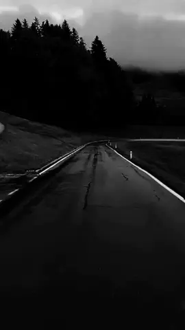 جرح مايعرف يطيب 💔🥺 #muhama__1_  #viral #foryou #fypシ #fyp 