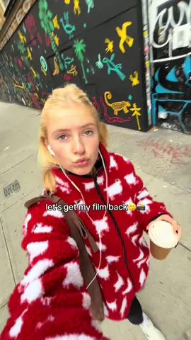 love having these photos forever!!! 🥹🥹🥹@Bleeker Digital Solutions best place to develop and so quick:) got the idea to make photo albums and actually print pics from @romy 💗 shud I get a real film cam? #filmphotos #fujifilmquicksnap #filmdeveloping #photoalbums #photos 