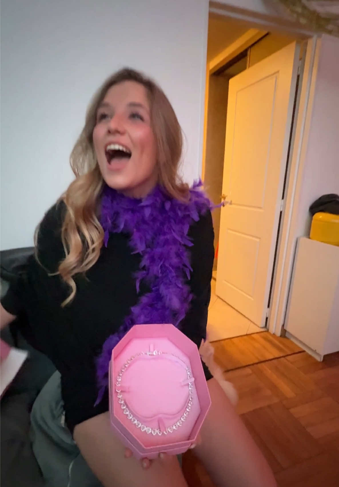 más allá del regalo… tengo el mejor novio del mundo. Nunca pensé tener una relación tan hermosa y sana. Agradezco q Justina nos haya presentado y compartir la vida juntos, estoy segura que va a ser para siempre. Te amo @BISICLETA 