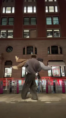 Falling in love all over again in the city  @noahnishon #nyc #fitcheck #couple #fallfits #nycfits 