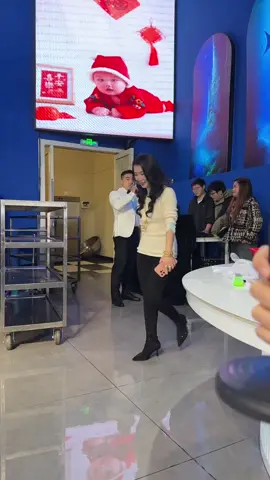 42岁就当奶奶，太年轻了🤣