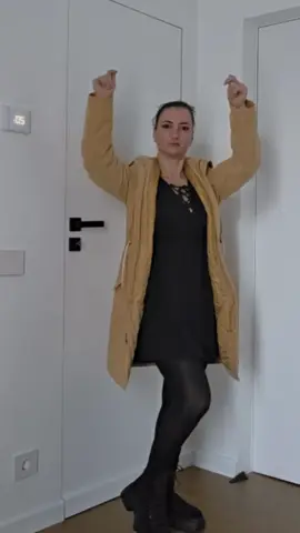 Când găsești ghetele perfecte pentru iarnă… le porți cu tot ce ai 🖤 @Reverse — confort și stil în același pas 👢✨ #gheteimblanite #reverse #OOTD #styleinspo #winterlook 