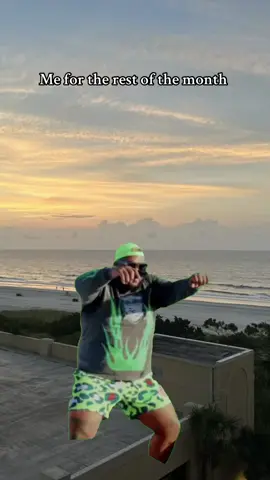 Taylor couldn’t rival KPDH for me, but @Set It Off sure f*ckin can!  Absolute bangers on the new album! My only complaint is that we need more songs 😂😂