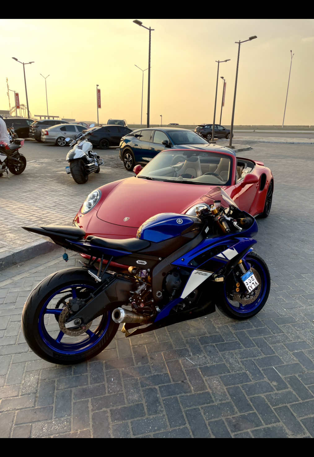 “𝐓𝐰𝐨 𝐛𝐞𝐚𝐬𝐭𝐬, 𝐨𝐧𝐞 𝐬𝐮𝐧𝐬𝐞𝐭 🧞‍♂️ #yamaha #porsche #bikelife #egypt #trending 