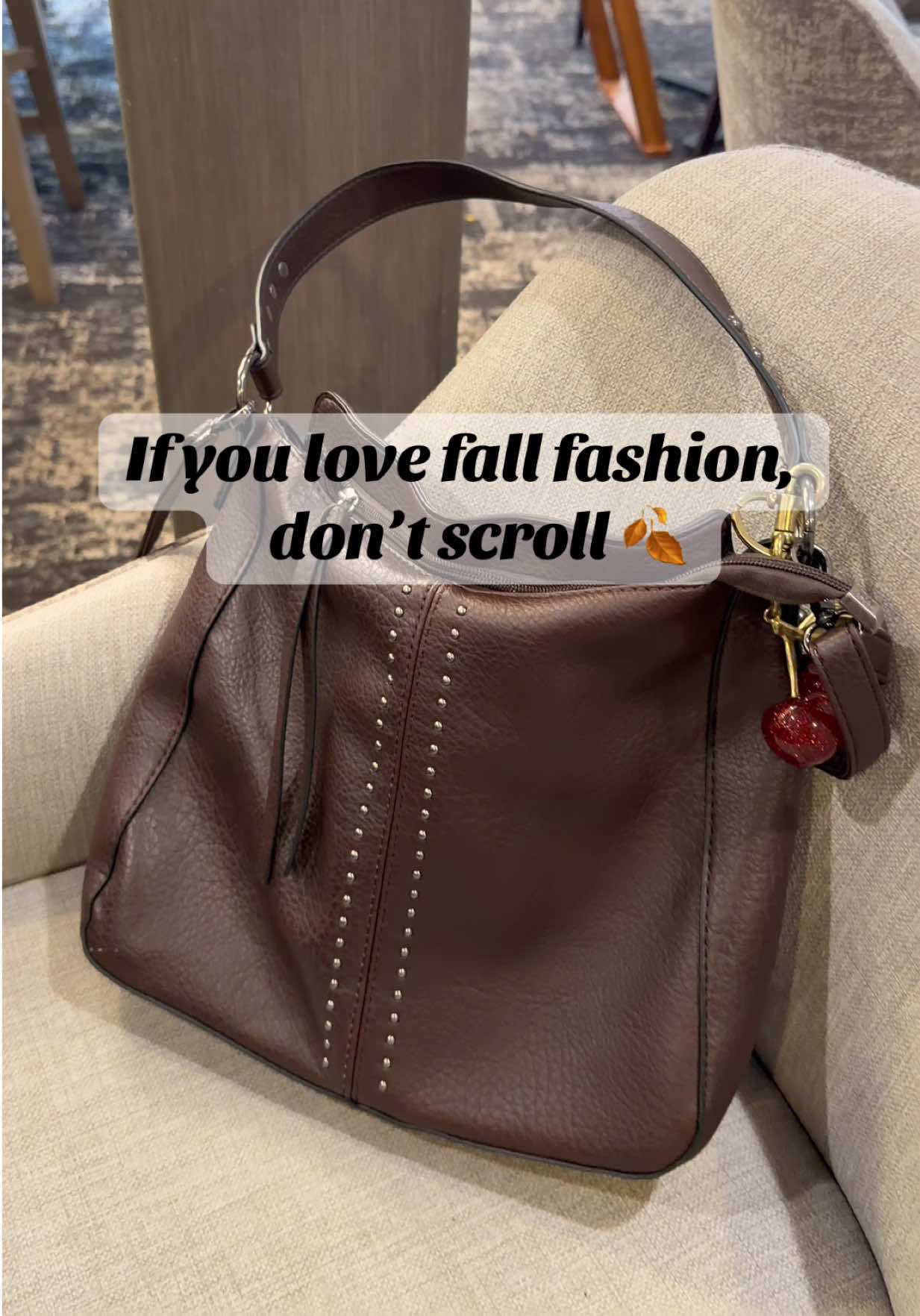 The bag that completes every cozy fall fit 🍂 @Montana West  #fallbag #hobobag #fallfashion #tiktokshopcontentcreator #tiktokmademebuyit 