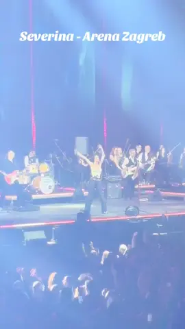 #severina #arenazagreb #koncert #bradpitt 
