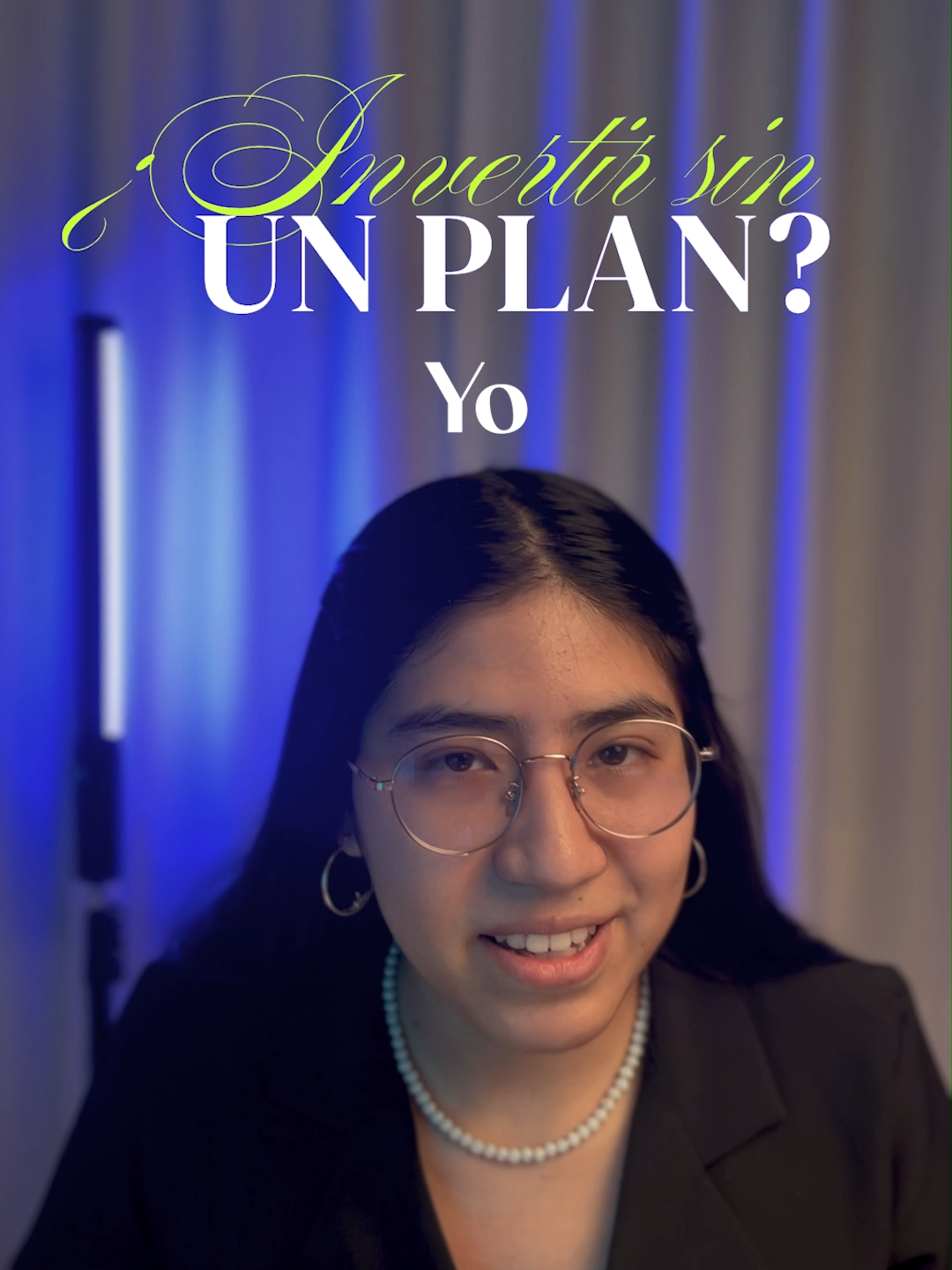¿Cómo constituir tu empresa? 💭 ¿Quieres formalizar tu negocio pero no sabes por dónde empezar? 🏢 Tranquilo, no necesitas ser abogado ni contador para entenderlo. Antes de lanzarte, piensa esto: constituir tu empresa bien te ahorra miles después. 📉 Muchas personas arrancan con RUC personal o informalmente, y luego pagan multas o impuestos innecesarios. 💸 Otras constituyen sociedades sin saber qué tipo les conviene y terminan complicándose con SUNAT o socios. Por eso te dejo 🧭 los pasos básicos que aprendí para constituir mi empresa: 1️⃣ Define si serás persona natural o jurídica (EIRL, SAC, etc). 2️⃣ Reserva tu nombre en SUNARP. 3️⃣ Redacta tu minuta y lleva todo a notaría. 4️⃣ Tramita tu RUC y elige tu régimen tributario. ⚠️ No hay una sola fórmula, pero entender la base legal te da control sobre tu negocio desde el día uno. 💬 Comenta “EMPRESA” y te mando la guía paso a paso para constituir la tuya 📲✨ #emprendedores #negocios #sunat #formaliza #finanzaspersonales