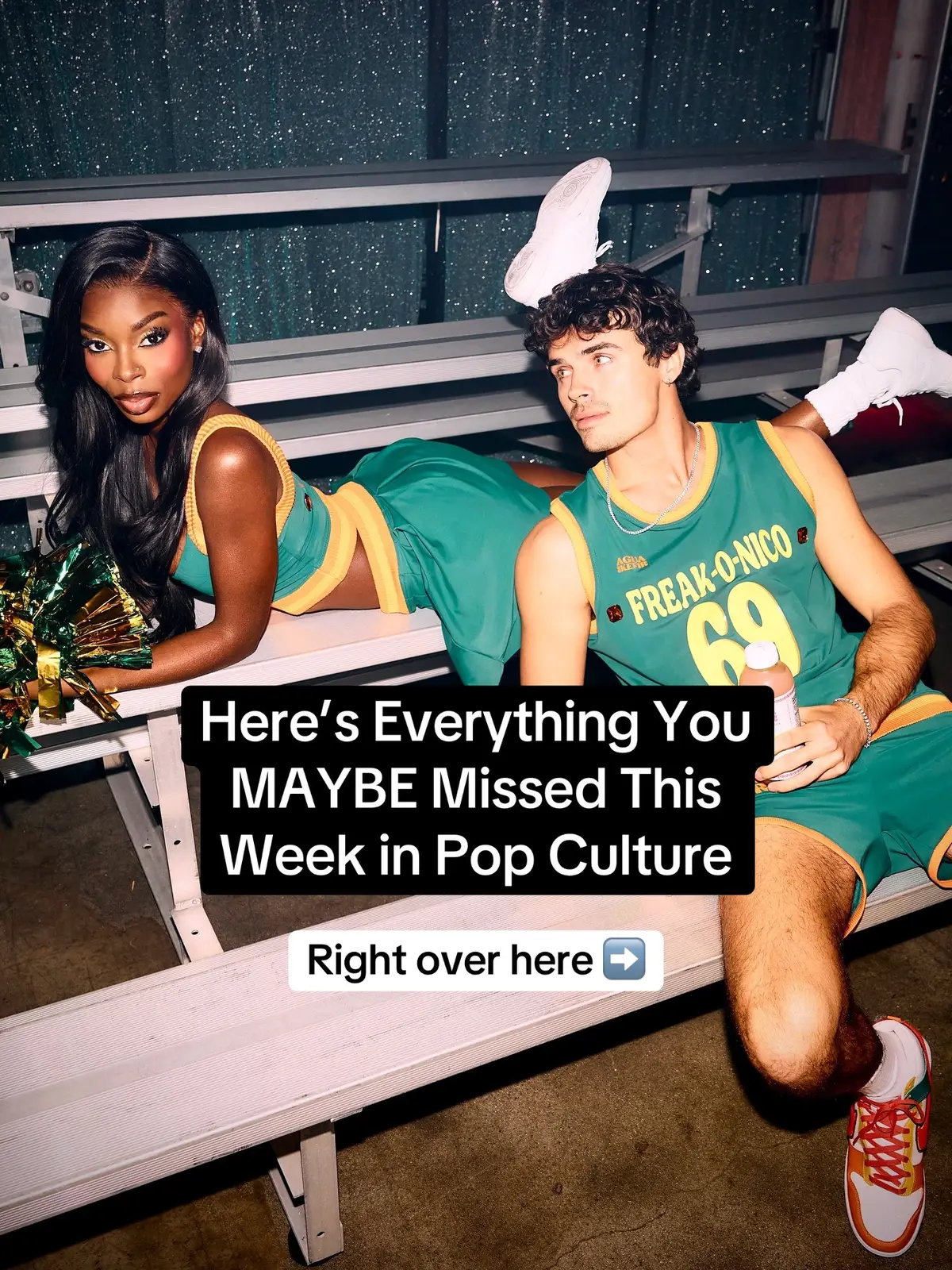 Need that Miss Piggy movie ASAP!!! #nicolandria #grammys #jonathanbailey #rosalia #olandria 