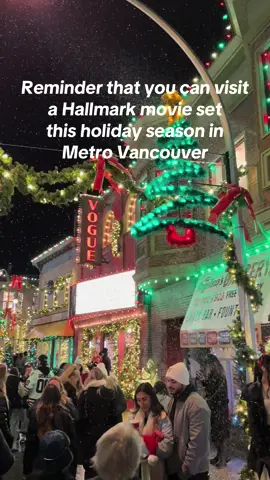 Anyone else excited for Christmas already?! Martini town is the ultimate Christmas experience, walk right on to the cutest Christmas movie set.  They open for the season November 21st, grab your ticket today!  #martinitown #christmaslights #hallmark #yvrkids #vancouvermom 