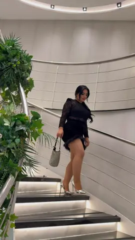 Biraz dursun silelimmm😂