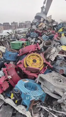 Machine graveyard ☠️ #liftdoc