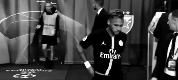 كم نسبة حبك لنيمار..؟  نيمو🇧🇷✨ #fyp #neymar #كره القدم قصه عشق لاينتهي🤩 #نيمار الساحر البرازيلي🇧🇷 #كره قدم 