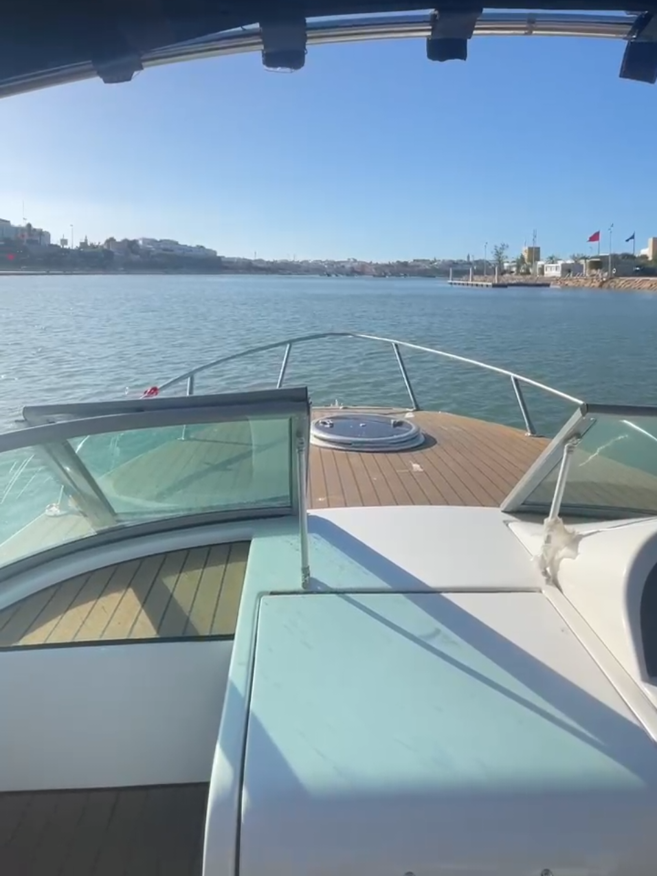 Location de yacht de luxe à Rabat-Salé  كراء اليخوت الفاخرة الرباط سلا  Luxury yacht rentals in Rabat-Salé  @Rabat_live_24h  #casablanca #rabat_agdal #casablanca  #rabat #rabatmaroc 