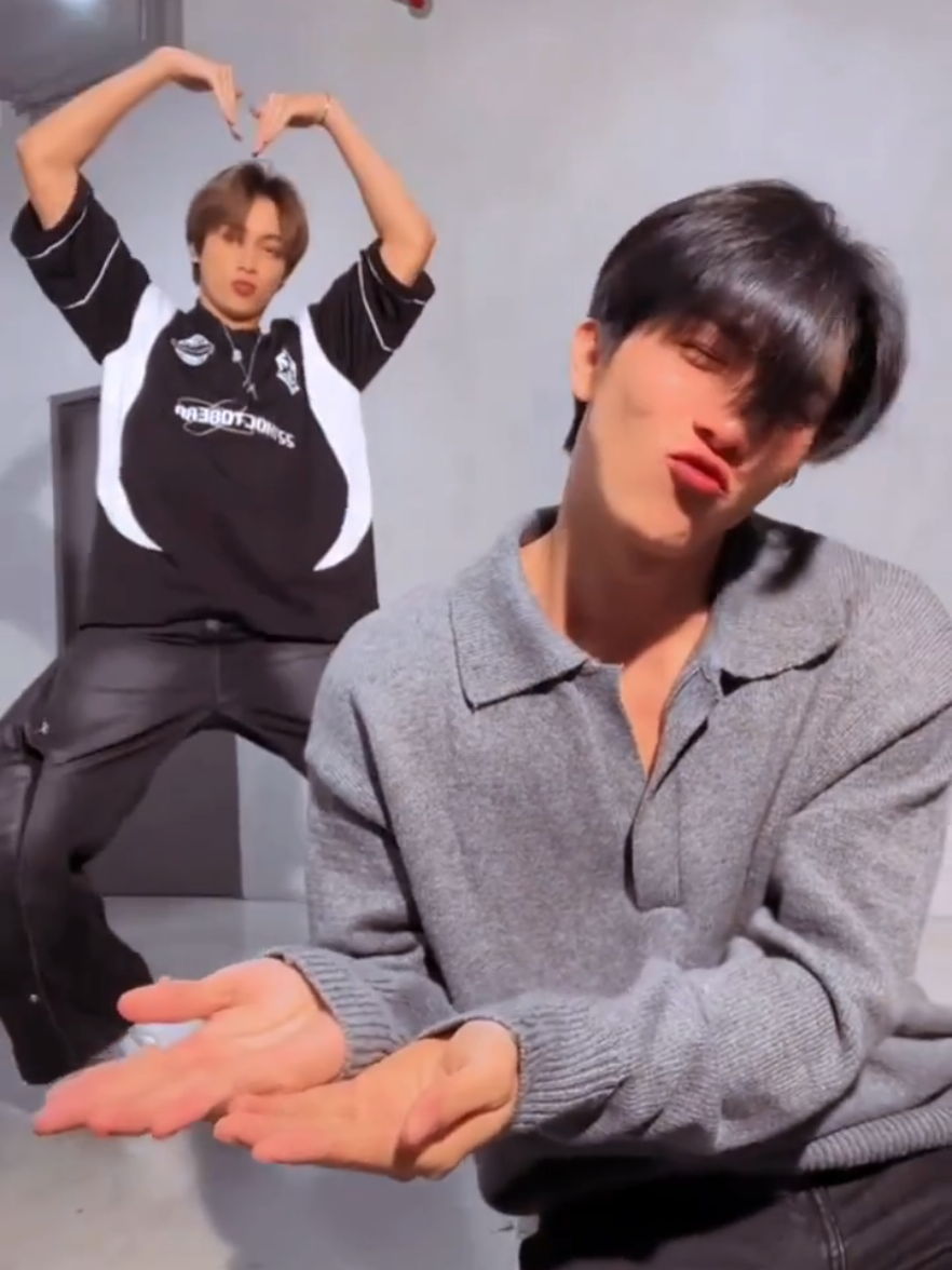 I miss them so much 🥺 Just made this video for fun 😄✨  #smartcsnp  #smartchisanupong  #bxxmrvw  #boomraveewit  #smartboom 