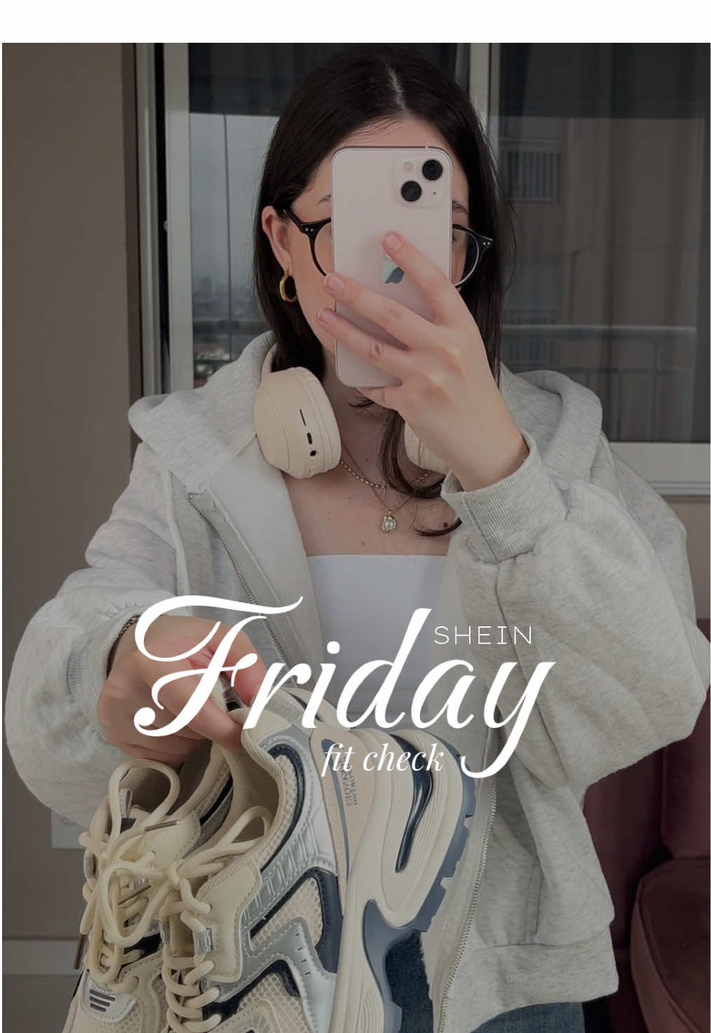 Friday fit check com SHEIN Big Sale ✨🤍 Grandes descontos e carrinhos cheios. A MEGA Liquidação! @SHEIN Brasil @SHEIN  Compre os itens mais modernos em: Dazy, Comfortcana, AITONA OFICIAL e MISSGUIDED. Nome da loja: AITONA OFICIAL 🆔 top branco: 39877949 Nome da loja: Alan Vincent 🆔 tênis: 38728029 Nome da loja: MUSERA 🆔 moletom: 30048254 🔍 Pesquise DE48N para comprar minhas escolhas em tendências na SHEIN! 🔍 Use 25PSboredlorna332 para ganhar descontos! #SHEIN1111 #SHEINBigSale #SHEINMegaLiquida #SHEINbrasil #ad  De 03/11, às 05:00, até 10/11, às 00:00: Chegou o SHEIN 11.11! ATÉ 90% OFF Mais de 800 mil produtos em oferta!