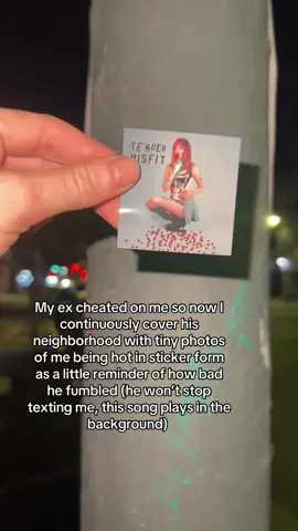 Anyways have you streamed “I Just Cant Remember”?! #musicdiscovery #crazyex #darkpop #fml 