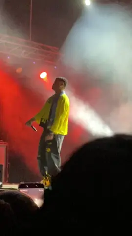 Kral bugünde söylemedi😂@gerçek lvbelc5 #keşfet #konser #adana 