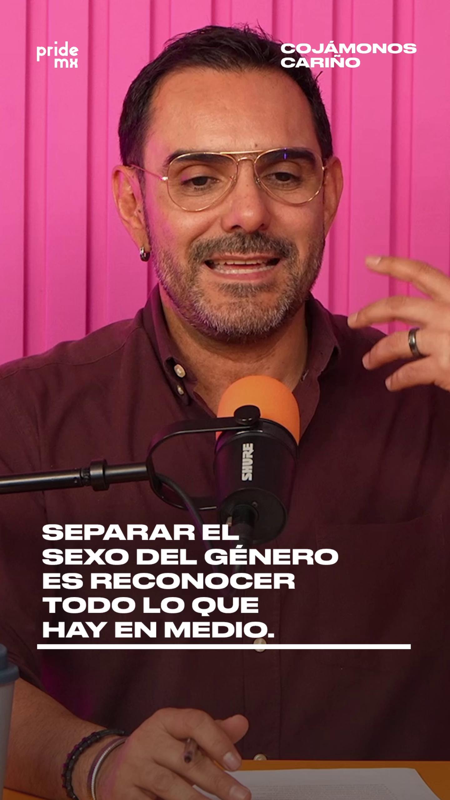 Al mezclar términos perdemos realidades: la biología no explica la experiencia ni la identidad. Tema: Entendiendo la diversidad: Identidad, orientación y expresión de género. Disponible en YouTube y Spotify. 🔗 Link en bio. #CojamonosCariño #PrideMx #Género #IdentidadSexual #VisibilidadLGBTQ