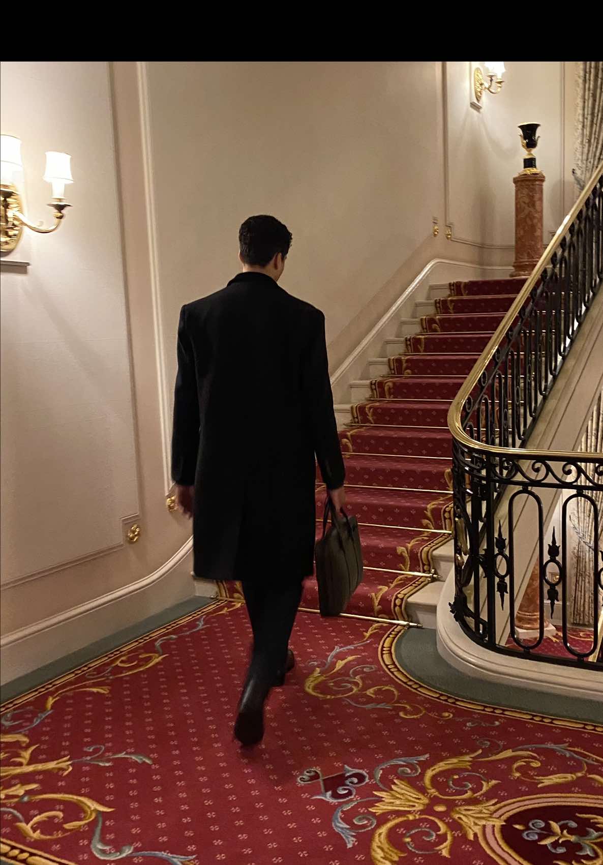 'Corruption is only bad if I am not involved' 😭🙏 #theritz #theritzlondon #corruption #luxury 