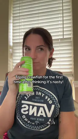 Move to Louisiana and decided to try crawfish for the first time! I don’t know why I was scared to eat it 🤣🤣 #crawfish #louisana #cajunpasta 