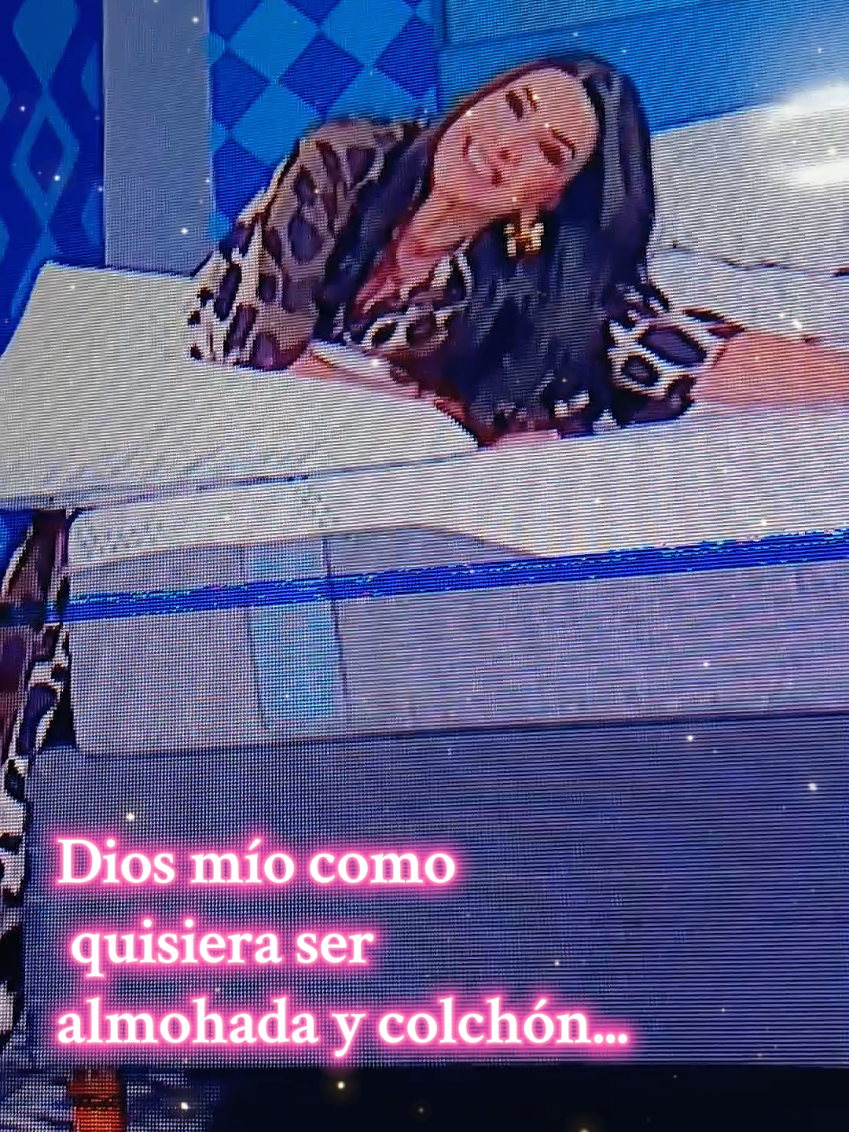 @DalilahPolanco Tranquila que esas caras, esas manos uuuy mejor relax que ya a una la tienes bien enamorada, ahora más🤗😍 #💜💜💜 #dalilahpolanco #🏳️‍🌈 #perfectaparami 