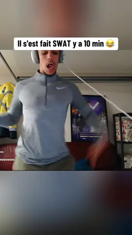 Il s'est fait SWAT y a 10 min 😂 #youladecadd #you #swat #humour #danse 