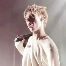 i’m obsessed w this look omg - [cc: nzjean , scp: @🪐] - #james #jamesedit #jamescortis #cortisedit #foryoupage - james , james from cortis , cortis edit , james japan showcase , cortis performance , kpop