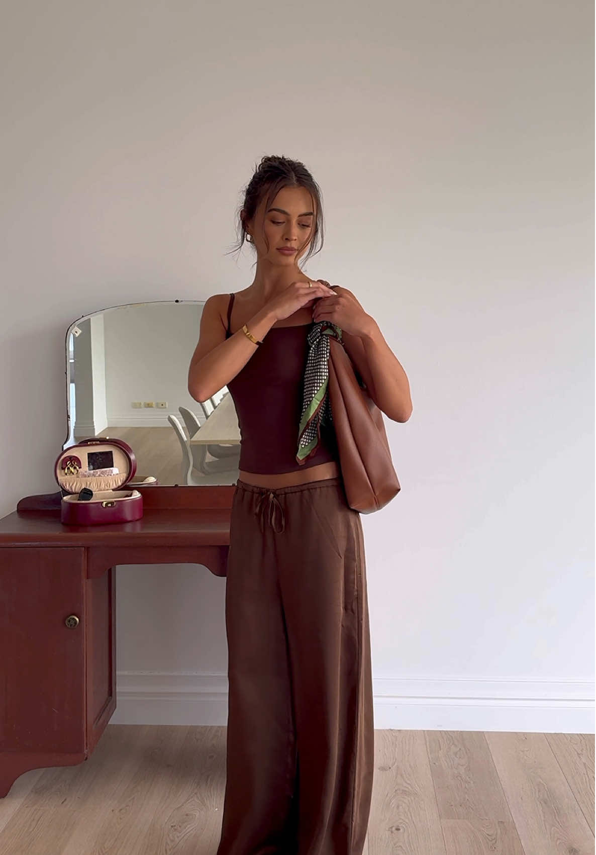 Cute and casj 🤎  #charcoalclothing #brown #OOTD 