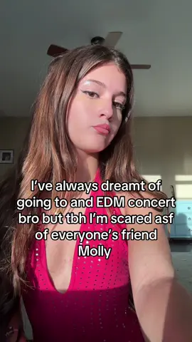 Not tryna befriend her 🥲👍