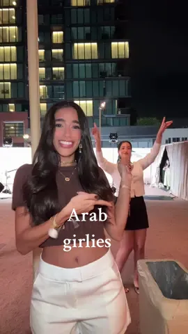 unexpected guest in the background hehe 👀 #arabtok #egyptianamerican #arabgirlies 