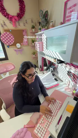 Mini work vlog because I worked half day 💗💐 @rhode skin @Owala  #workvlog #pinkoffice #cometoworkwithme #asmrmorningroutine #fyp 