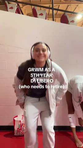 don’t ask me how i’m still playing, i don’t know. and yes i do this everyday. #23injurieslater… @Alabama Volleyball 