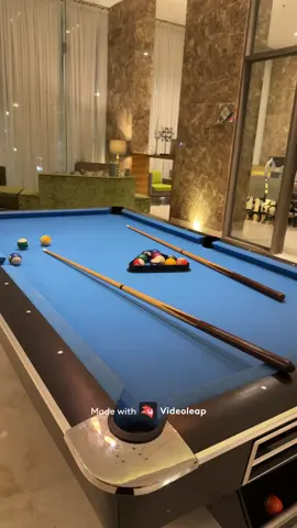 جدة مدينة ما تعرف الملل… بحرها، ليلها، وأجواءها يصنعون مزاج مختلف كل مرة. كل زيارة لها تُنعش الروح وتخلّي اليوم أحلى #مطعم_القبة #جده #اكسبلور #الشعب_الصيني_ماله_حل😂😂 