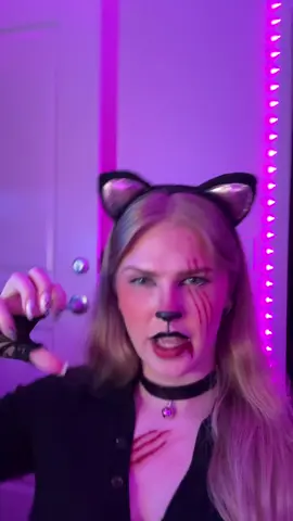 Say it for me Kitty #catwoman #batman #halloween #halloweenmakeup #batmanandcatwoman 