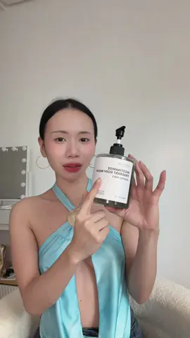 #whiteningbodywash #bodycare #antiacne #foryou #nicotinamide Niacinamide Scented Shower Gel Long-Lasting Luxury Spa-Like Scent Long Lasting Fragrance Moisturize Brighten The Skin Deep Cleaning Moisturizing Hydrating Nourishing Refreshing Nourishing Smoother Body Care Aroma Shower Gel 500g