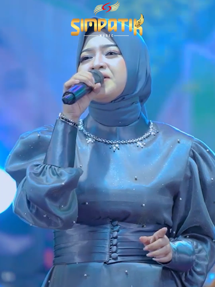 HANNIT WA HANINI - @riaameliaandr_ (SIMPATIK MUSIC LIVE KARANGANYAR MALANG)  @Simpatik Music Official @ABRF` @Simpatikmusic_Daily @Ramayana PRO @RNB lighting 